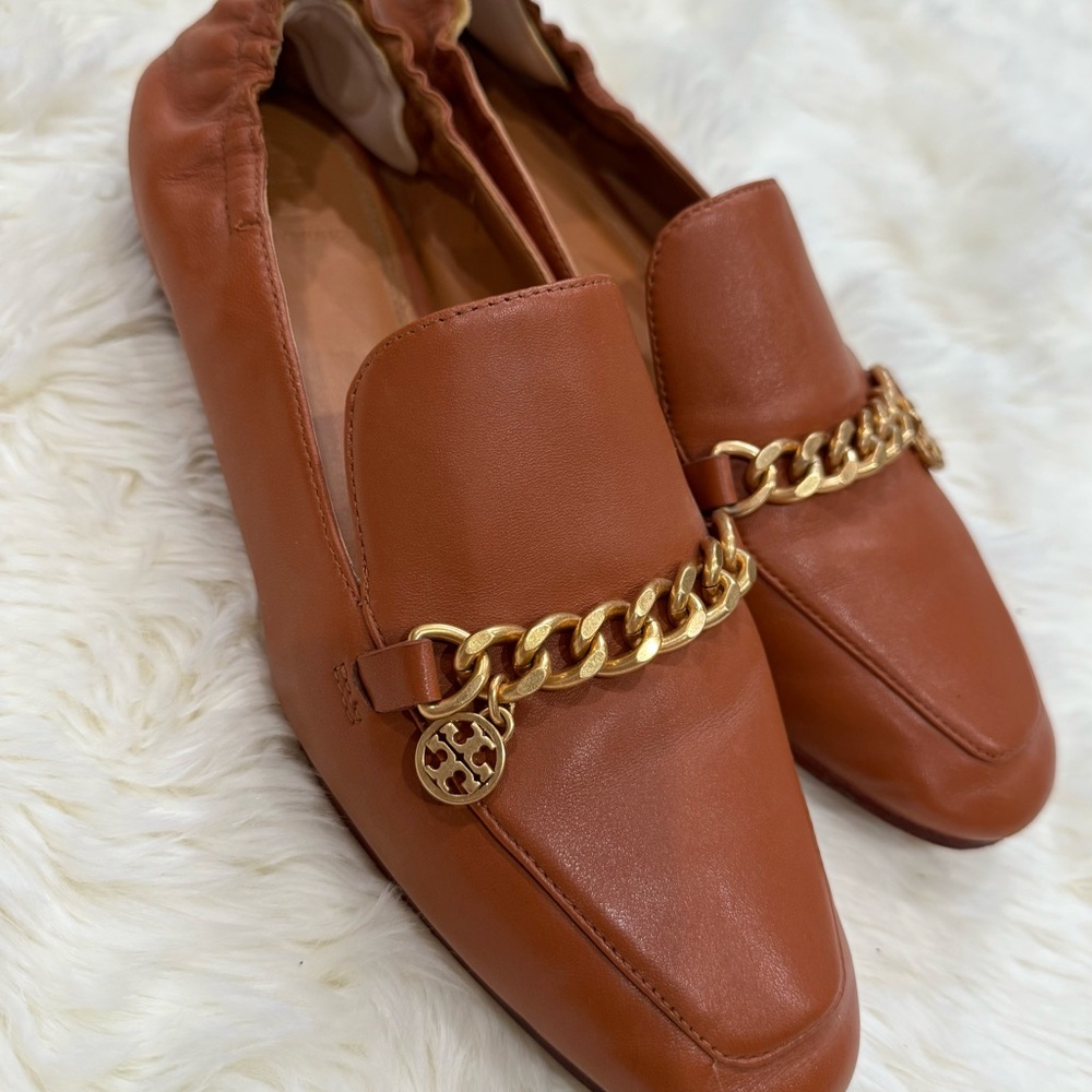 Tory Burch Women's Brown Loafers with Gold Chain